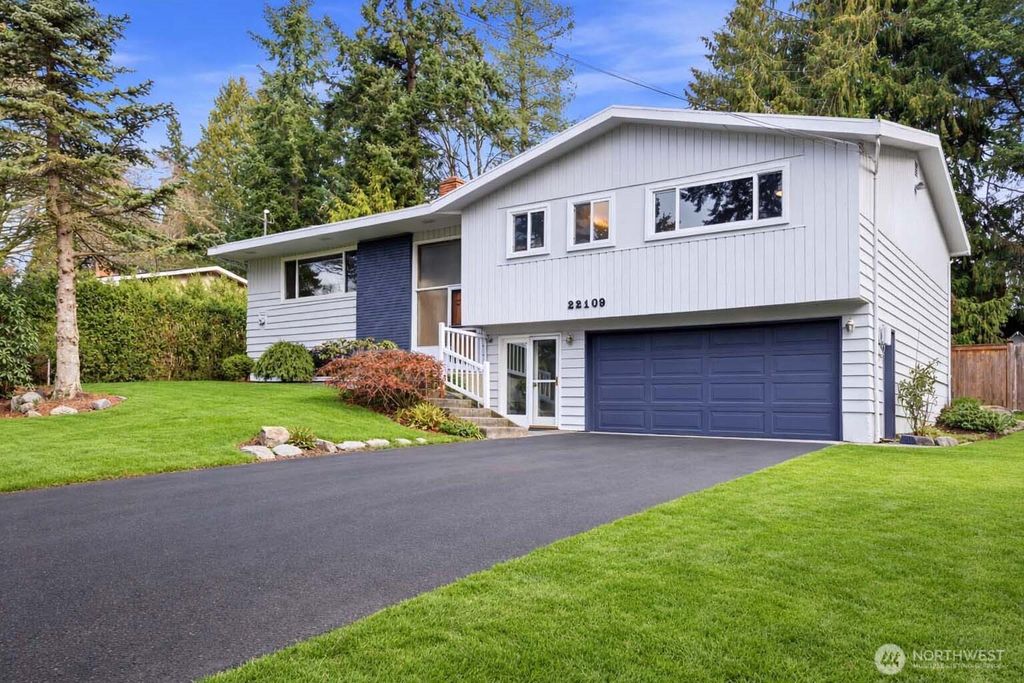 Photo of 22109 NW 93 Place W, Edmonds, WA 98020 (MLS # 2482775)