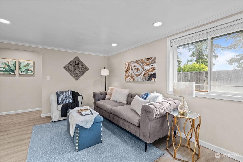 Photo of 14 E Beech Street, Everett, WA 98203 (MLS # 2249765)