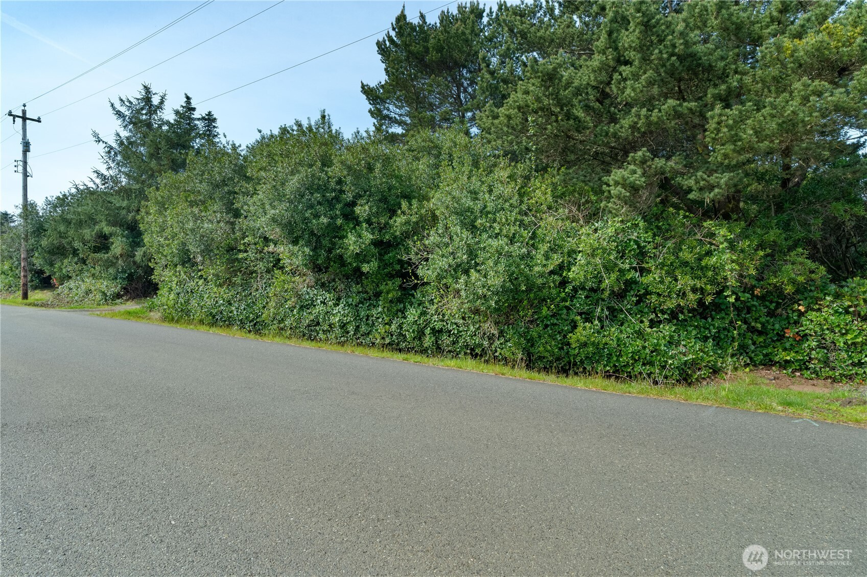 323 Sand Dune Avenue NW