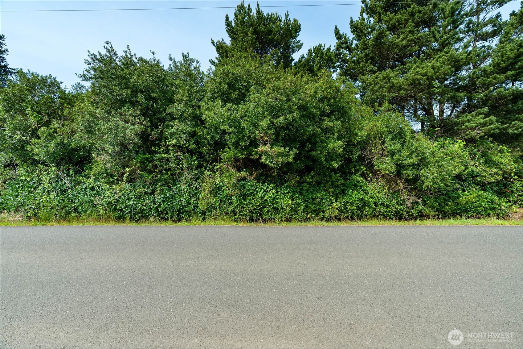 323 Sand Dune Avenue NW