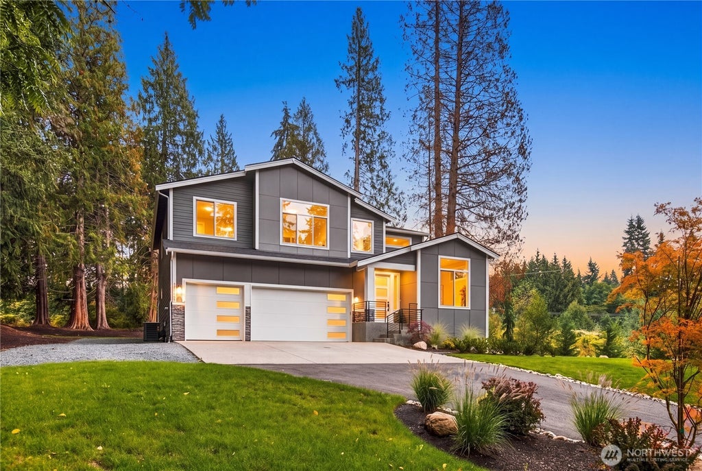 Photo of 18305 Snohomish Avenue, Snohomish, WA 98296 (MLS # 2583974)