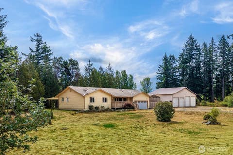 Photo of 13604 Vail Road SE, Yelm, WA 98597 (MLS # 2559202)