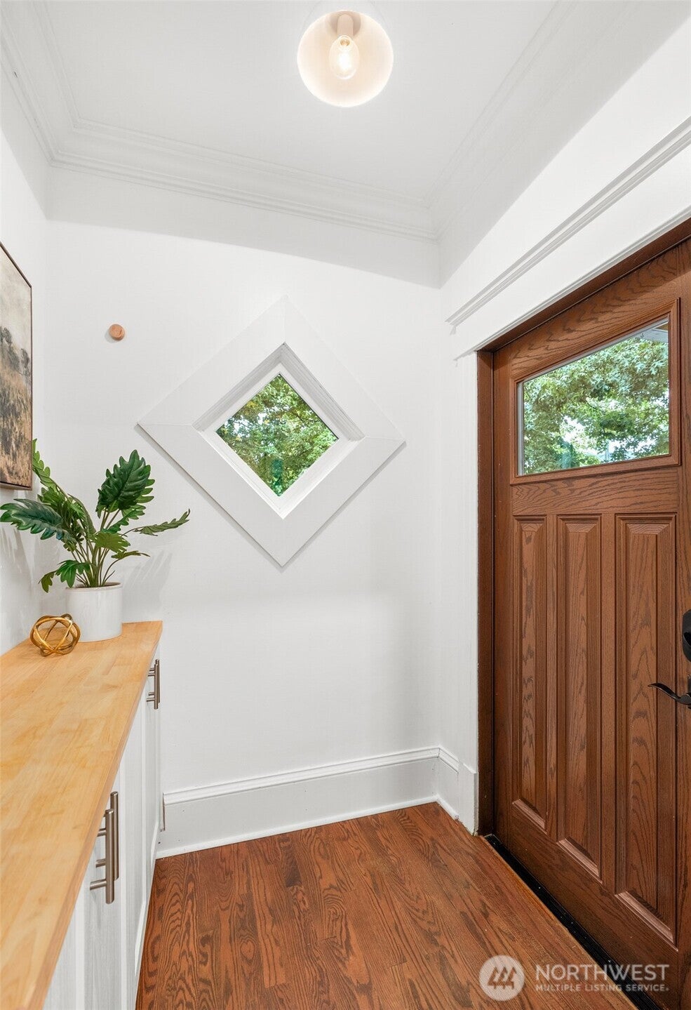 Photo of 101 NE 57th Street, Seattle, WA 98105 (MLS # 2589006)