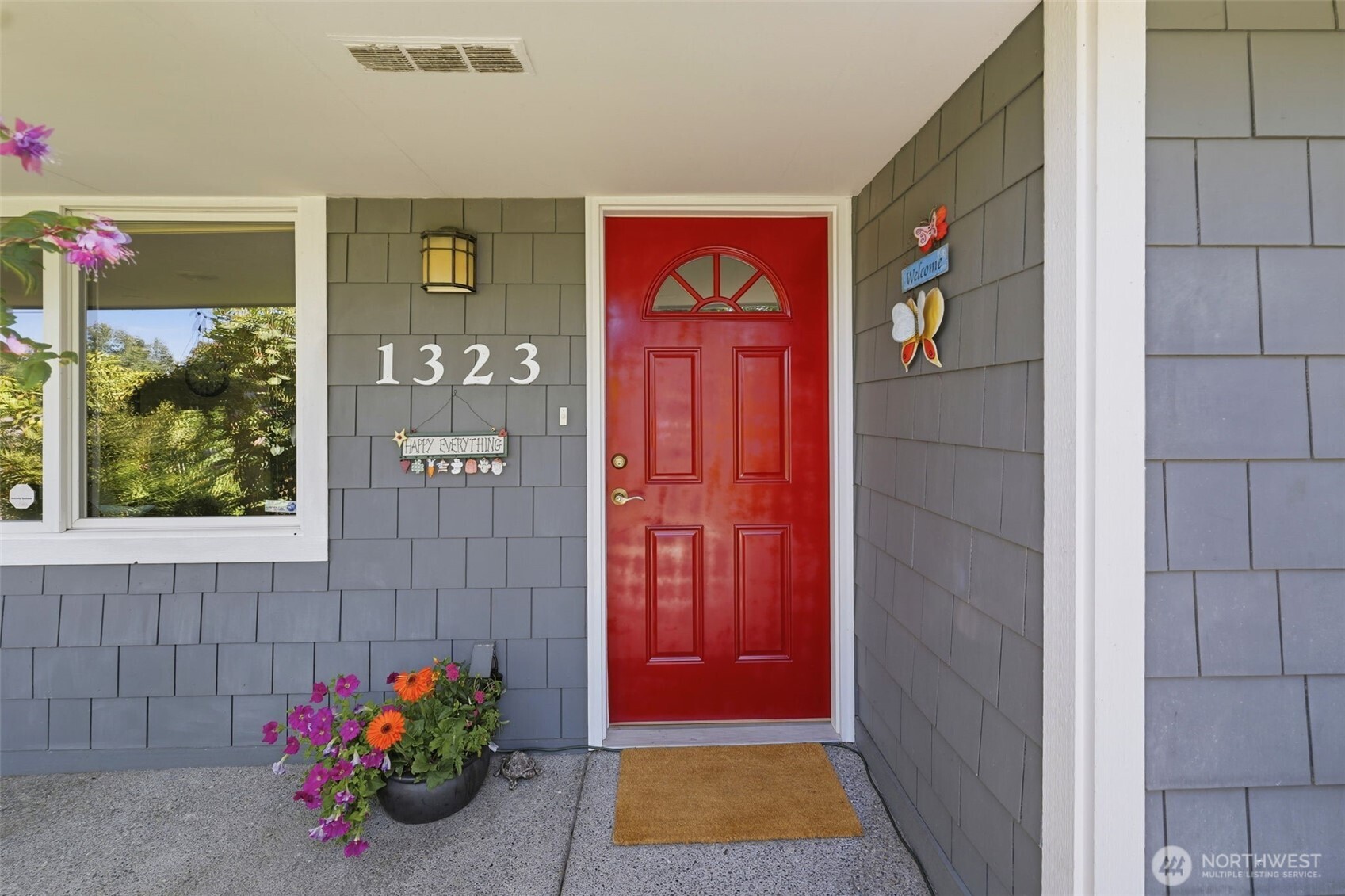 1323 N Heatherwood E