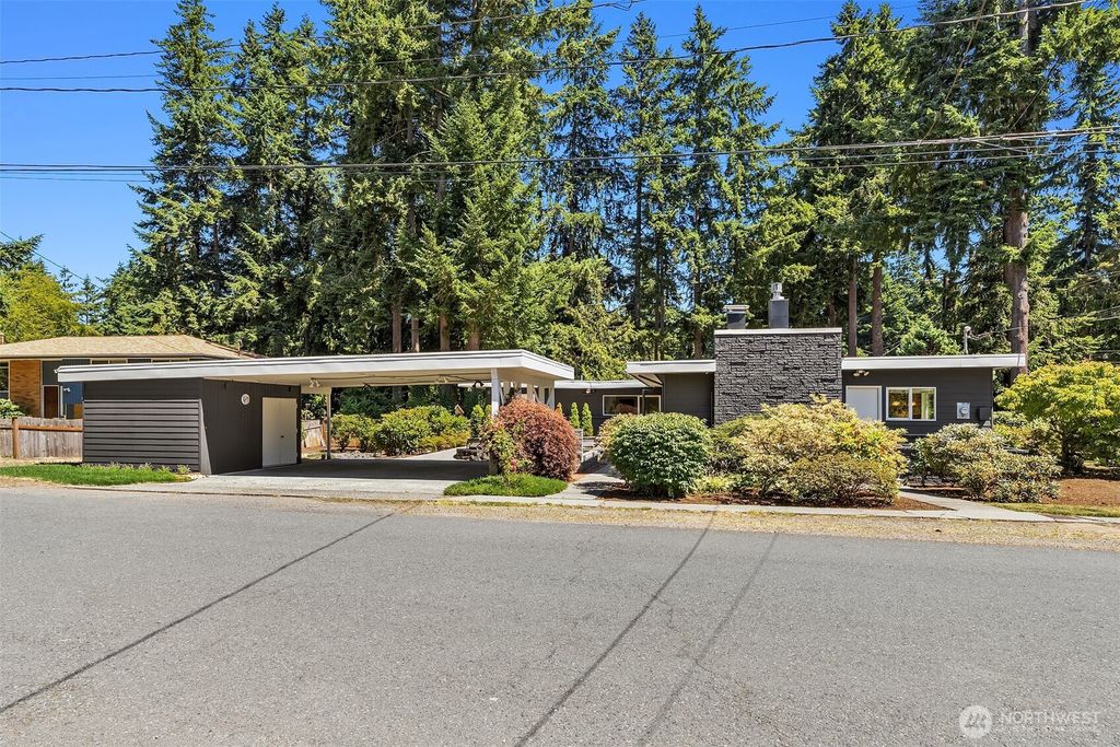 Photo of 120 NW 195th Street, Shoreline, WA 98177 (MLS # 2408513)