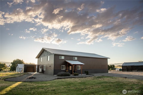 Photo of 3352 Hungry Junction Road RD, Ellensburg, WA 98926 (MLS # 2561429)