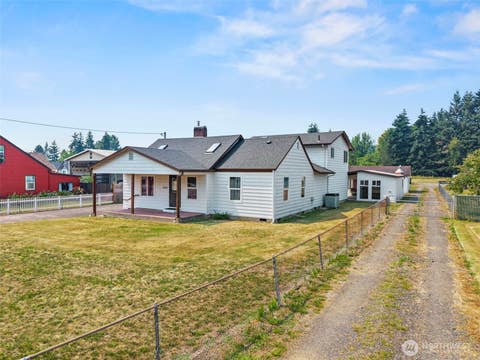 Photo of 2631 48th Avenue, Longview, WA 98632 (MLS # 2556235)