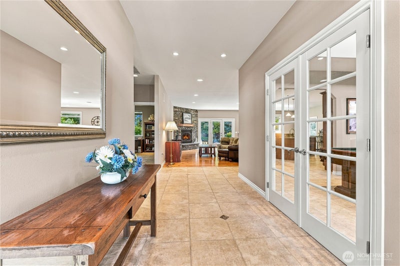 609 NE 19th Street