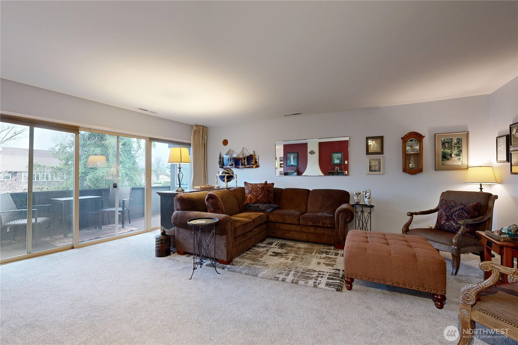 364 Catherine Street B-6