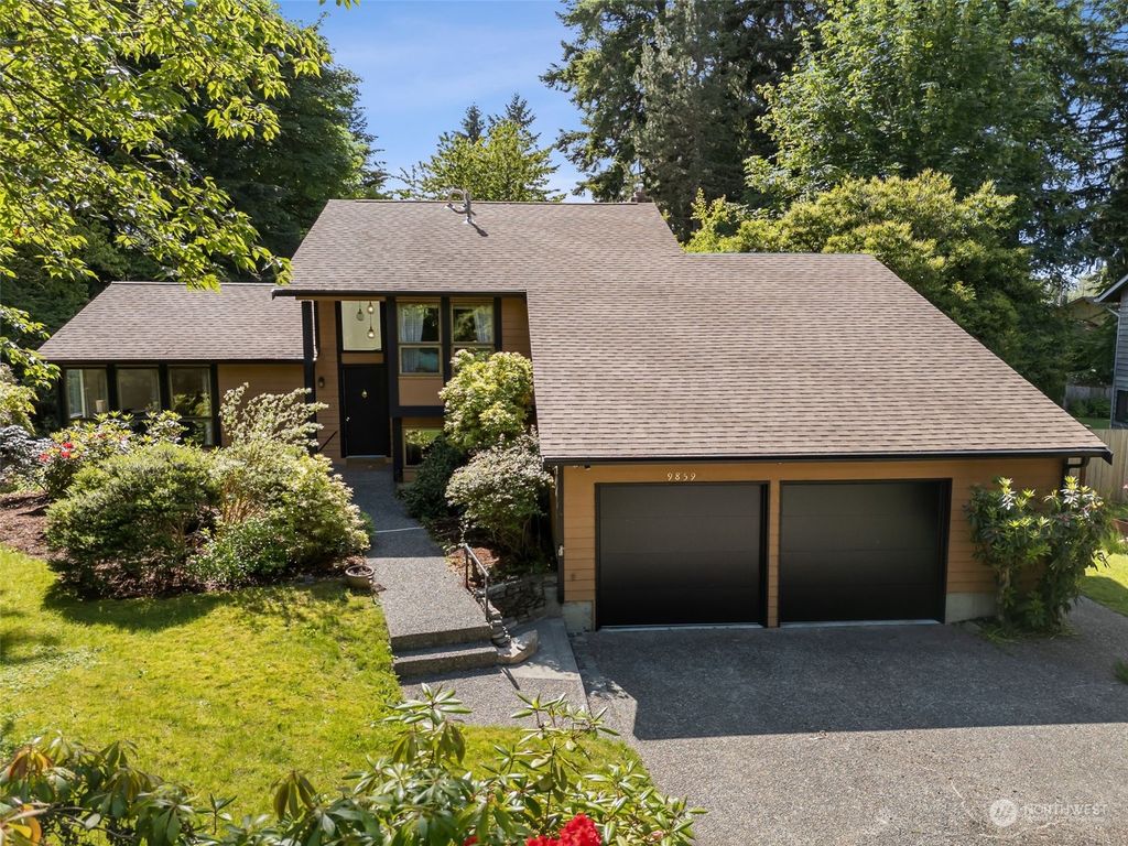 Photo of 9859 S 262nd Place, Kent, WA 98030 (MLS # 2243635)