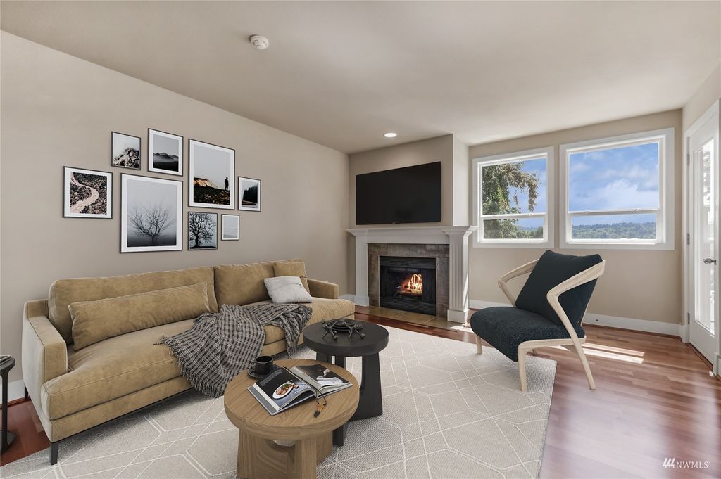 Photo of 8980 Redmond Woodinville Road NE #202, Redmond, WA 98052 (MLS # 1981428)