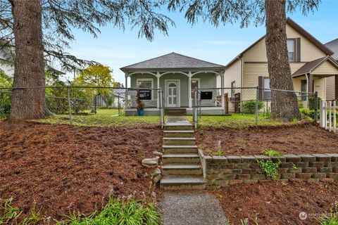 A home in Everett