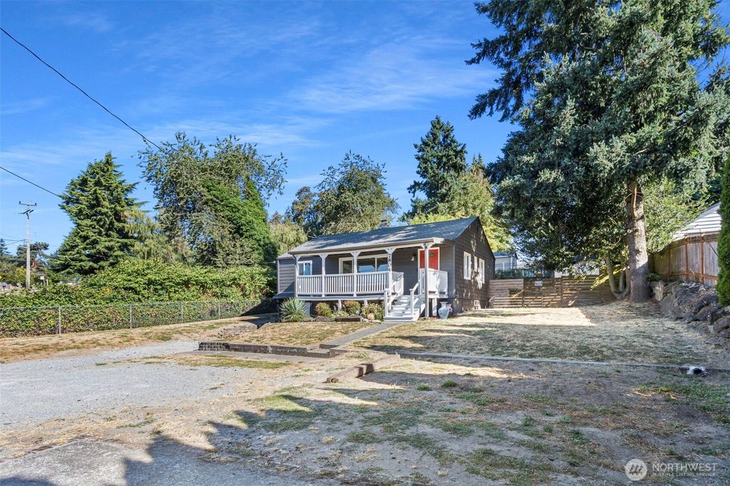 Photo of 7804 S 128th St, Seattle, WA 98178 (MLS # 2419863)