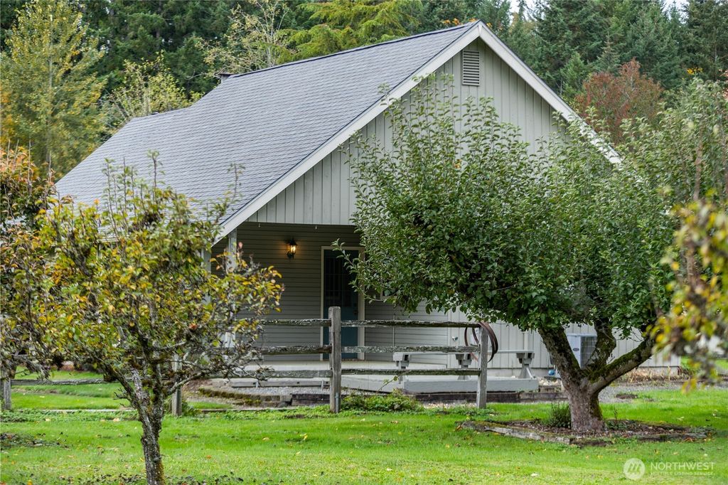 Photo of 24040 146TH Place SE, Kent, WA 98042 (MLS # 2481475)