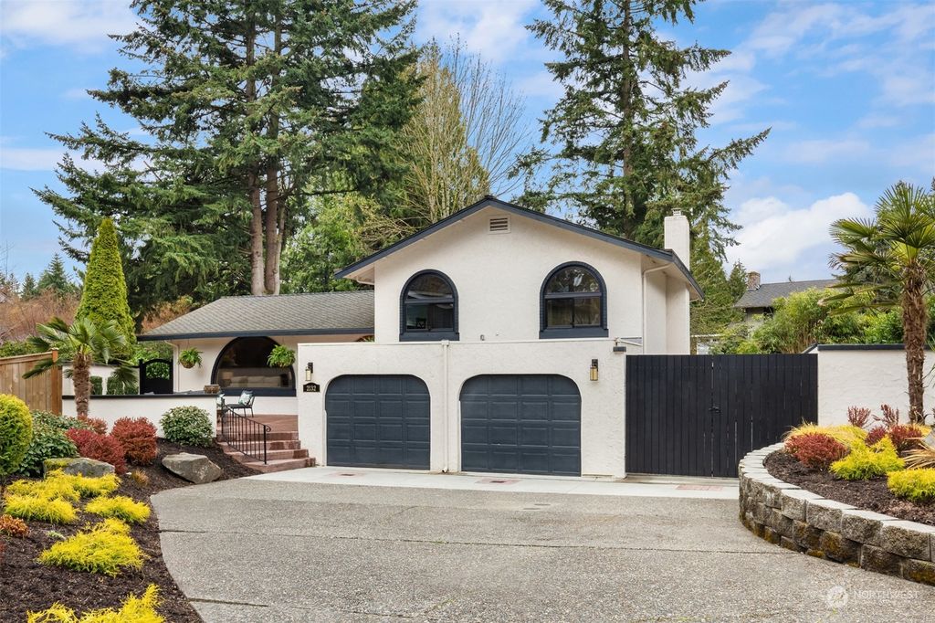 Photo of 2132 159th Court SE, Mill Creek, WA 98012 (MLS # 2059614)