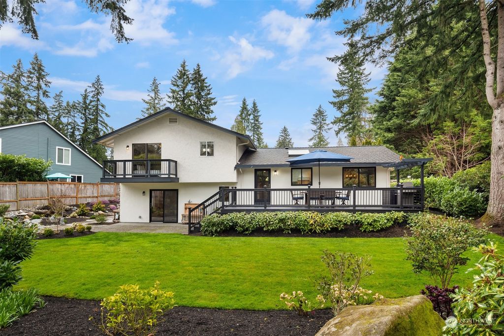 Photo of 2132 159th Court SE, Mill Creek, WA 98012 (MLS # 2059614)