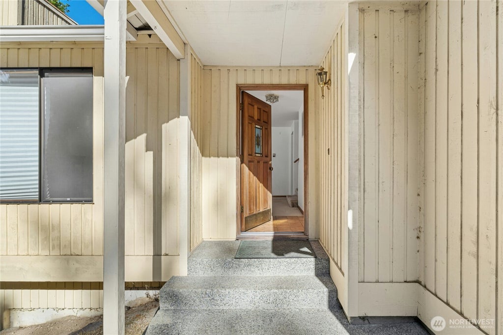 Photo of 18515 NE 143rd Place, Woodinville, WA 98072 (MLS # 2586375)
