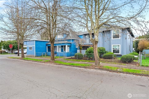 Photo of 441 445 Smithers Avenue S, Renton, WA 98057 (MLS # 2590115)
