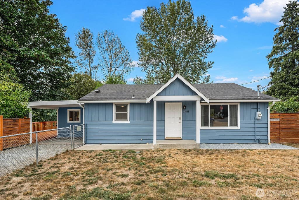 Photo of 27011 128th Pl SE PL, Kent, WA 98030 (MLS # 2574495)