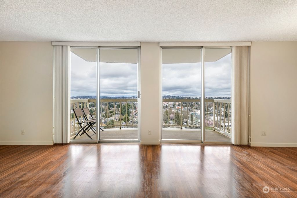 Photo of 4540 8th Avenue NE #2102, Seattle, WA 98105 (MLS # 2206261)