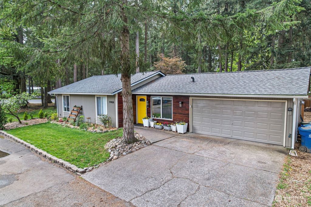 Photo of 19408 SE 266th Street, Covington, WA 98042 (MLS # 2253325)