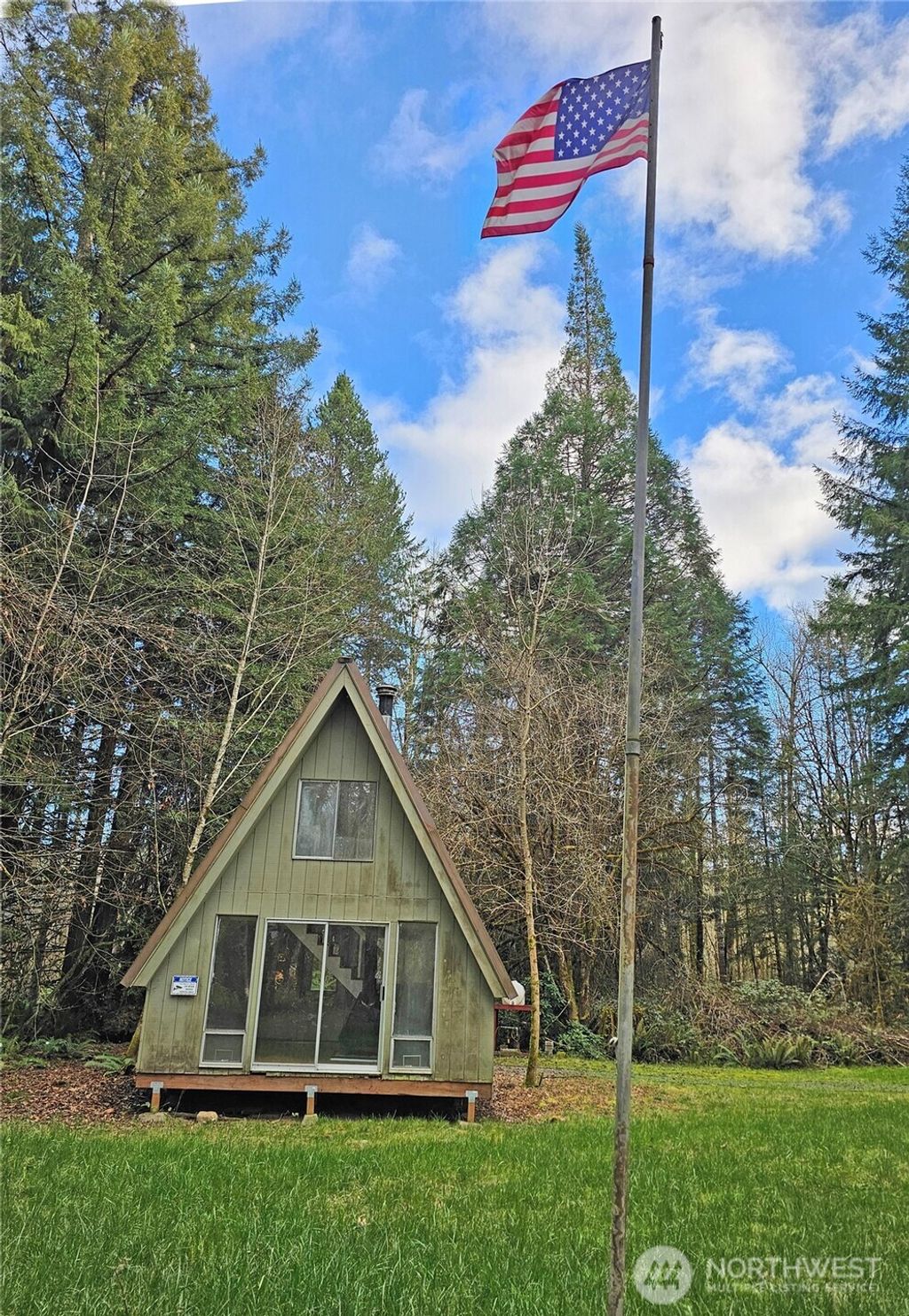 Photo of 3017 Graf Road, Centralia, WA 98531 (MLS # 2486554)