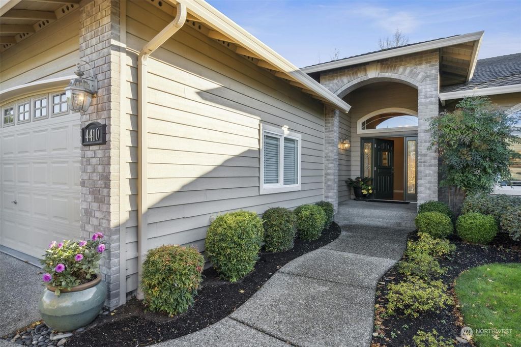 Photo of 4410 145th Place SE, Snohomish, WA 98296 (MLS # 2308365)