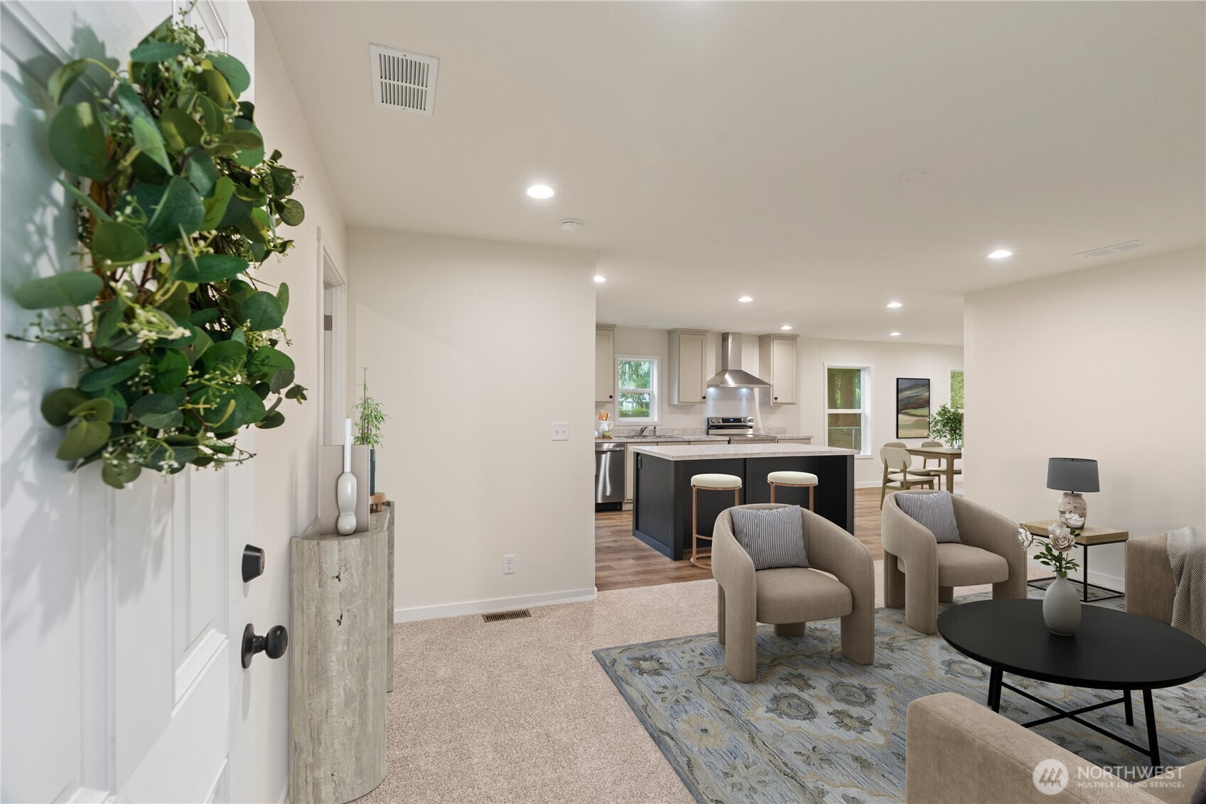 390 Mira Court SE
