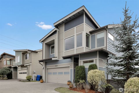 Photo of 15817 SE 252nd Place, Covington, WA 98042 (MLS # 2481612)