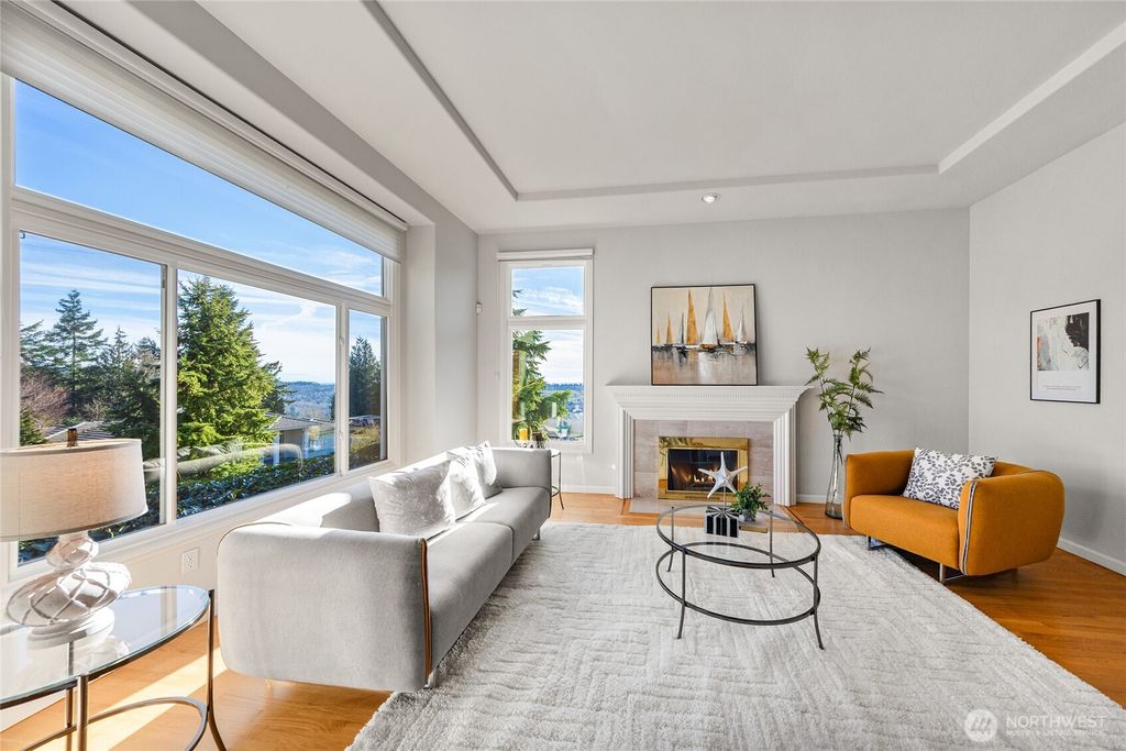 Photo of 5843 155th Avenue SE, Bellevue, WA 98006 (MLS # 2465415)