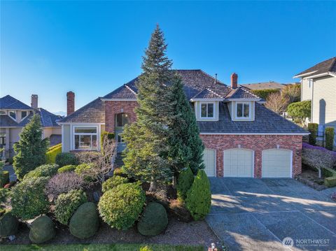 Photo of 5843 155th Avenue SE, Bellevue, WA 98006 (MLS # 2465415)