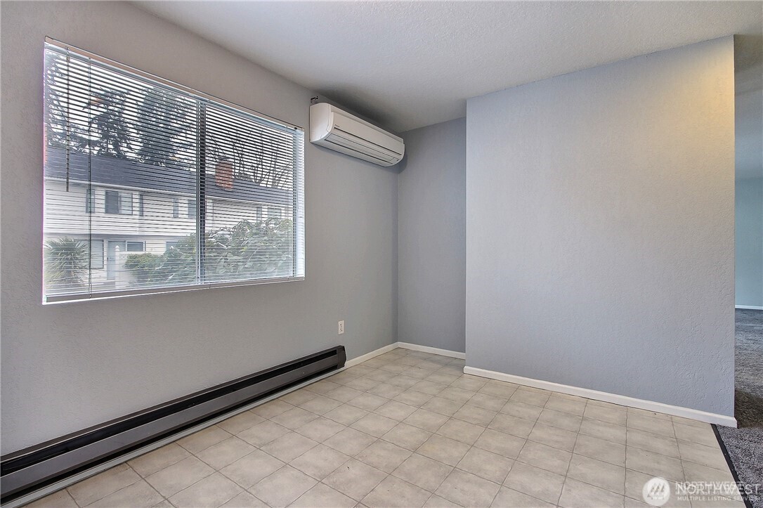 957 12th Street NE 935