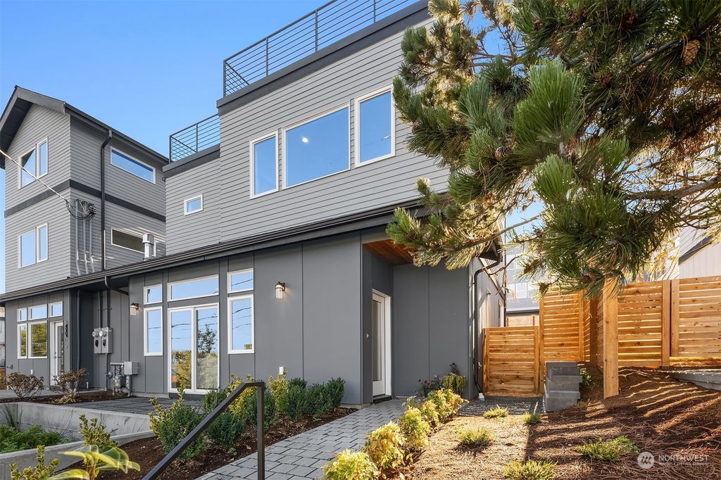 Photo of 6505 57th Avenue S, Seattle, WA 98118 (MLS # 2162473)