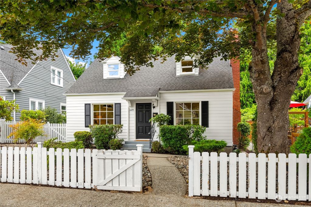 Photo of 6605 Holly Place SW, Seattle, WA 98136 (MLS # 2257758)