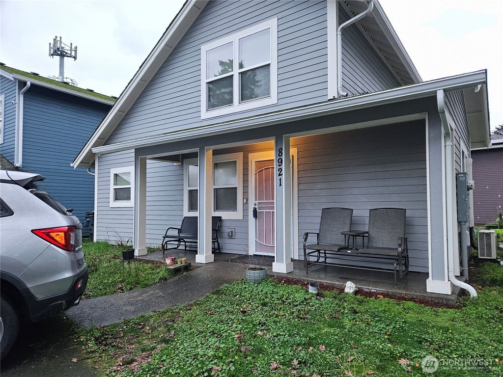 Photo of 8921 Commercial Street SW #6, Lakewood, WA 98498 (MLS # 2505785)