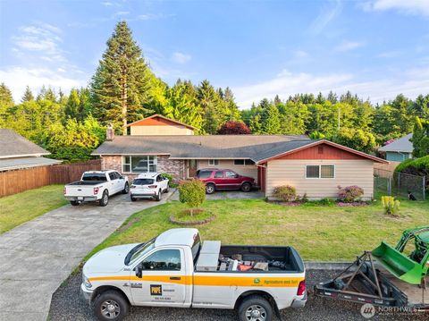 1209 Dundee Drive Cosmopolis WA 98537