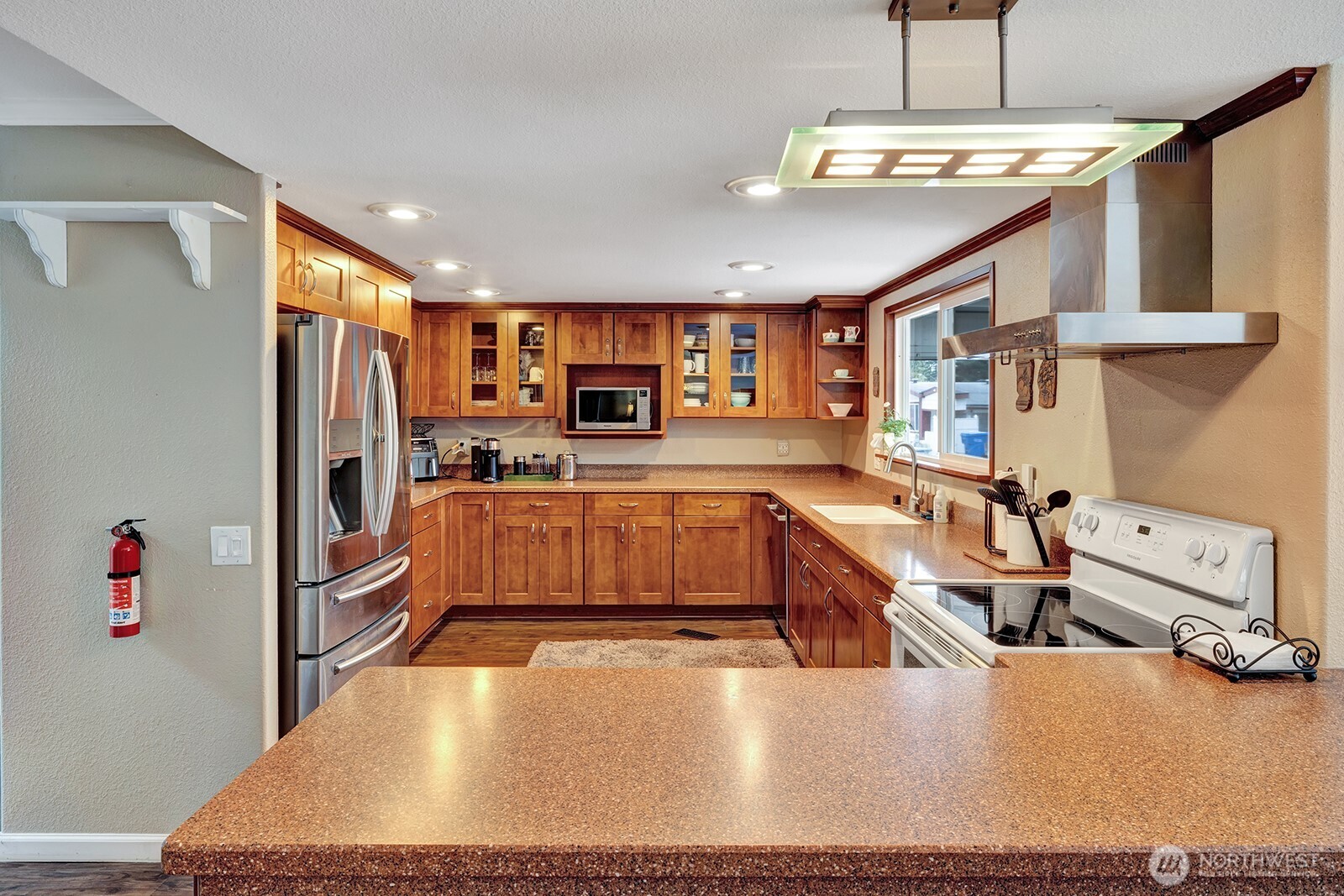 2500 Alder Street 13