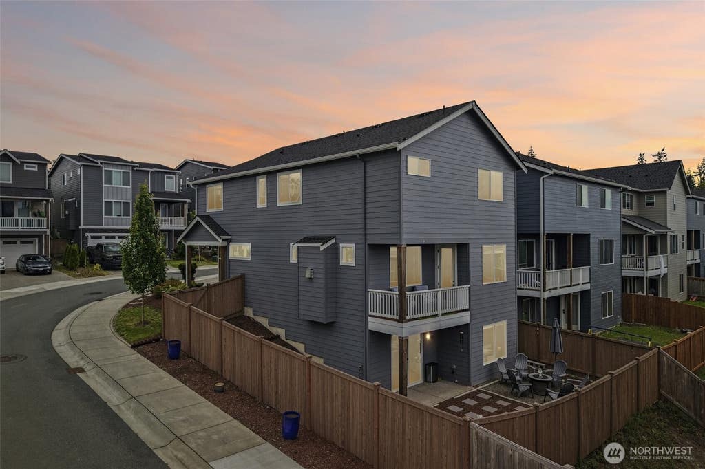 Photo of 8797 68th Place NE, Marysville, WA 98270 (MLS # 2548472)
