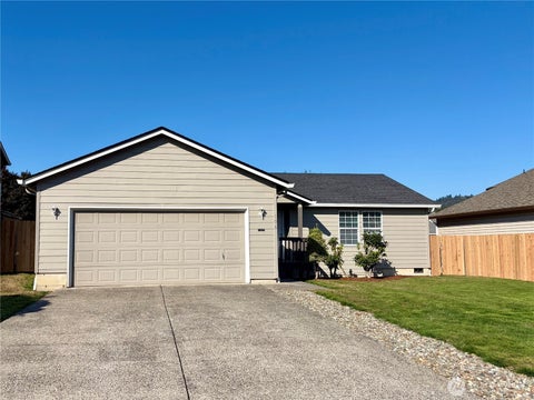 Photo of 106 Mission RD, Kelso, WA 98626 (MLS # 2561473)