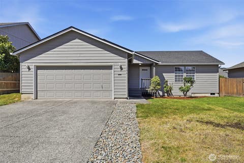 Photo of 106 Mission RD, Kelso, WA 98626 (MLS # 2561473)