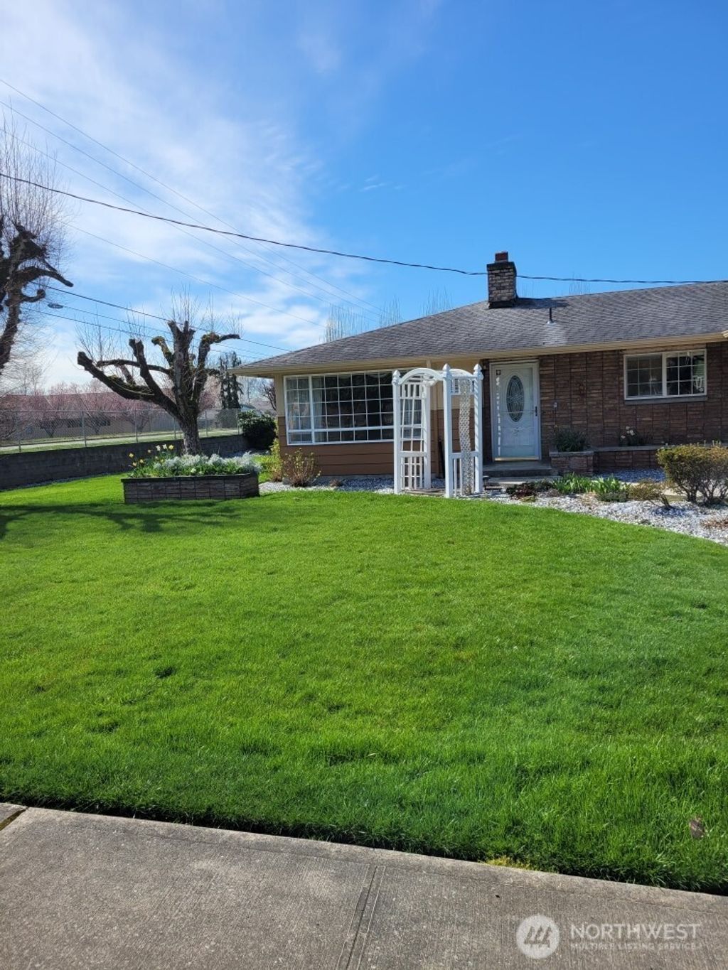 Photo of 485 Spiketon Road, Buckley, WA 98321 (MLS # 2499744)