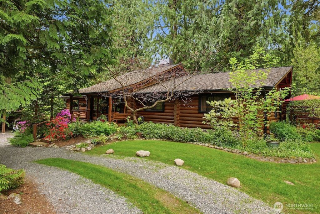 Photo of 18904 233rd Avenue NE, Woodinville, WA 98077 (MLS # 2508869)