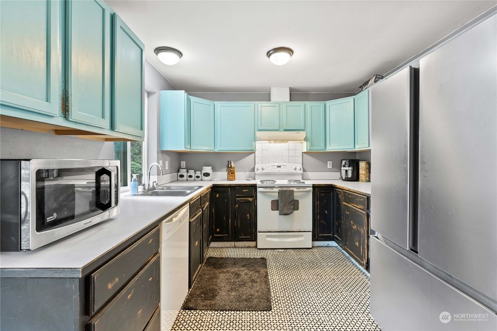 listing image 9363481589442259611