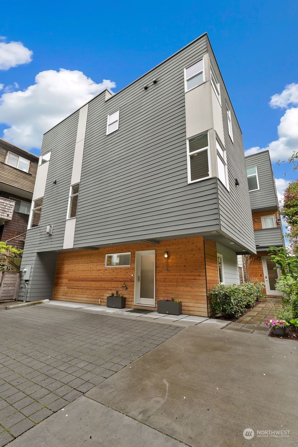 Photo of 406 N 48th Street, Seattle, WA 98103 (MLS # 2228393)