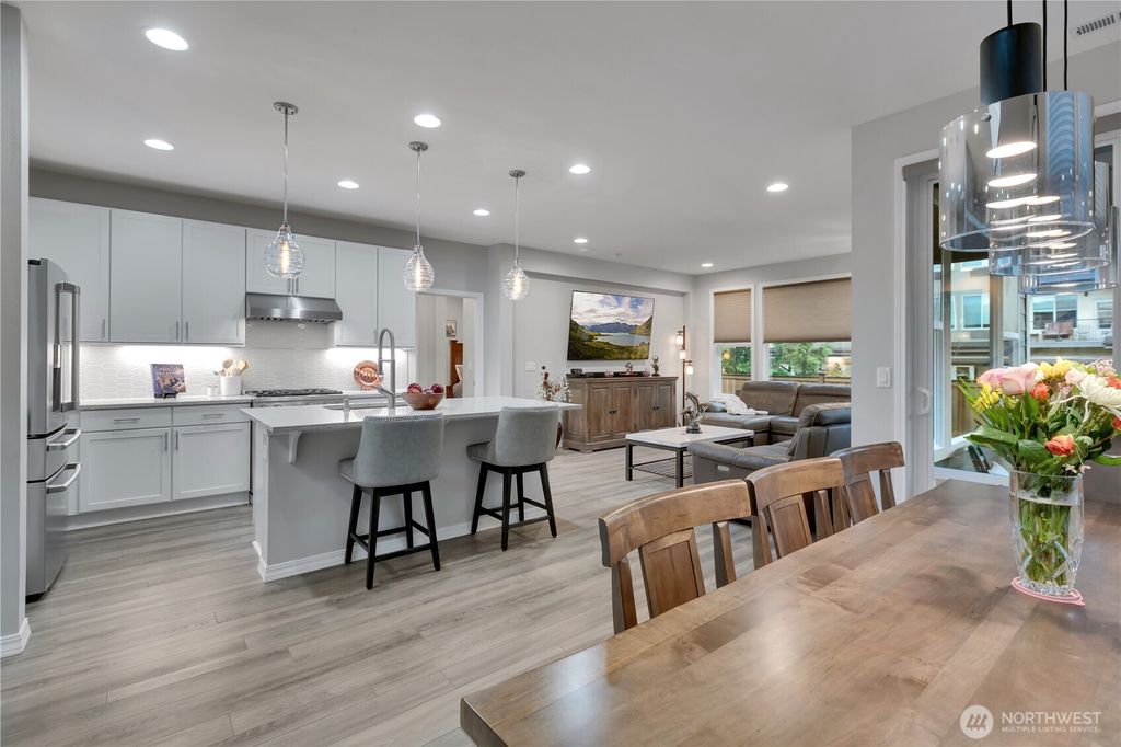 Photo of 22619 SE 237th Place, Maple Valley, WA 98038 (MLS # 2471291)