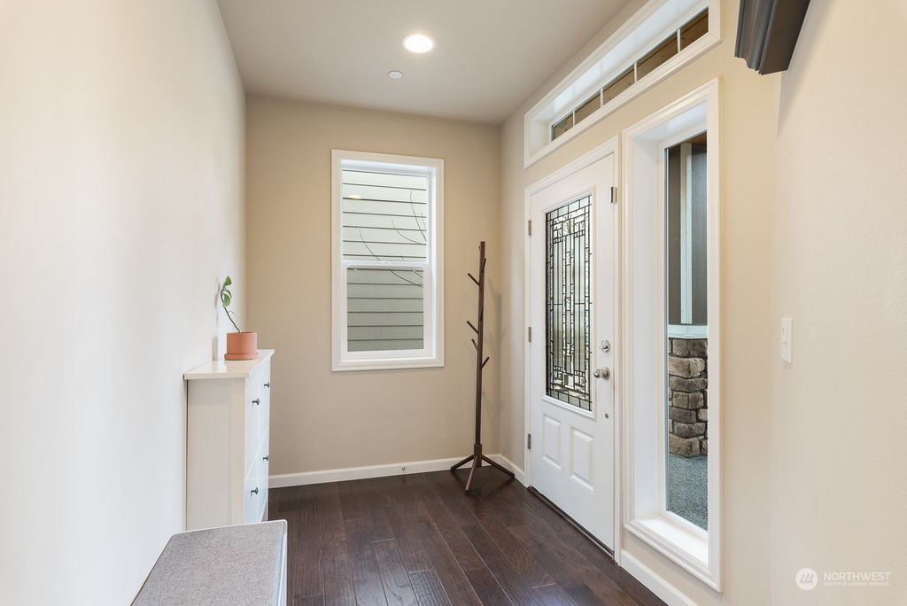 Photo of 2028 139th Street SW, Lynnwood, WA 98087 (MLS # 2321451)