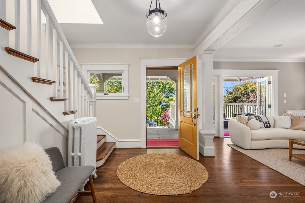 Photo of 1625 36th Avenue, Seattle, WA 98122 (MLS # 2234658)