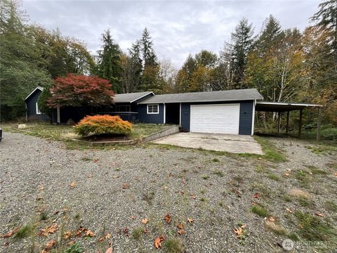 Photo of 710 204th Avenue E, Lake Tapps, WA 98391 (MLS # 2440950)