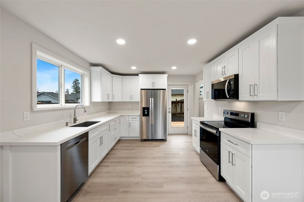 Photo of 200 S Alder Avenue #A, Granite Falls, WA 98252 (MLS # 2462965)