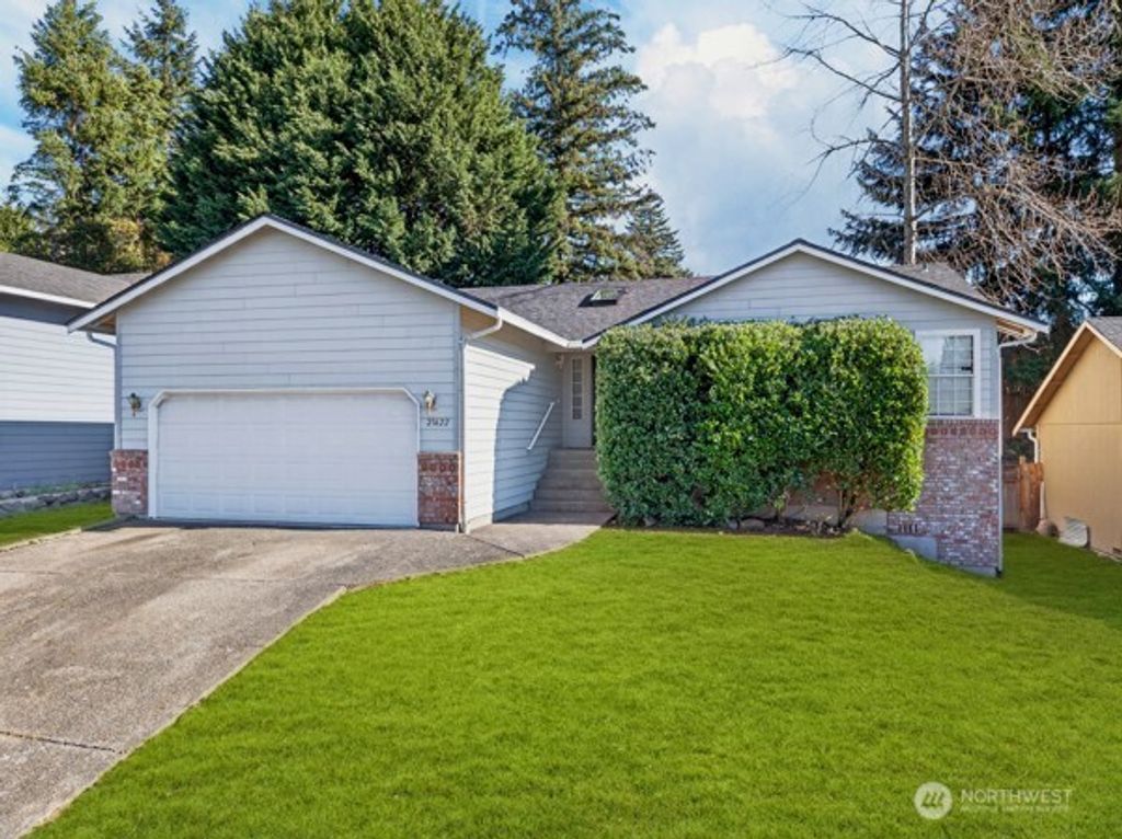 Photo of 21622 120th Avenue SE, Kent, WA 98031 (MLS # 2479741)